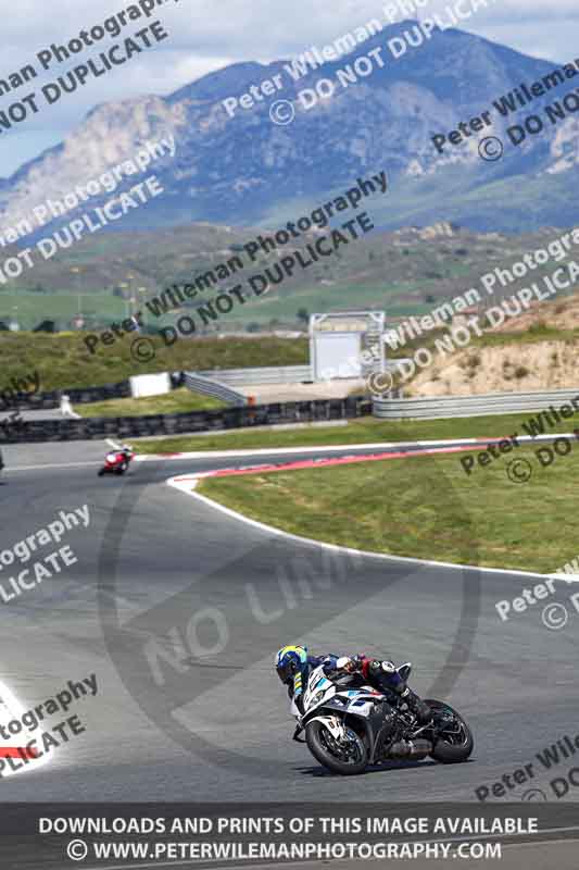 cadwell no limits trackday;cadwell park;cadwell park photographs;cadwell trackday photographs;enduro digital images;event digital images;eventdigitalimages;navarra;no limits trackdays;peter wileman photography;racing digital images;trackday digital images;trackday photos
